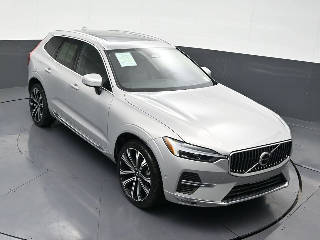 2023 Volvo XC60 Ultimate Bright Theme