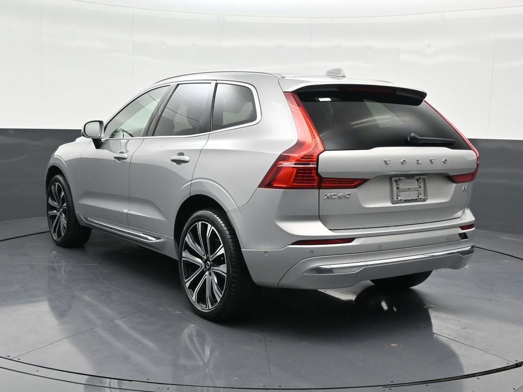 2023 Volvo XC60 Ultimate Bright Theme