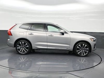 2023 Volvo XC60 Ultimate Bright Theme