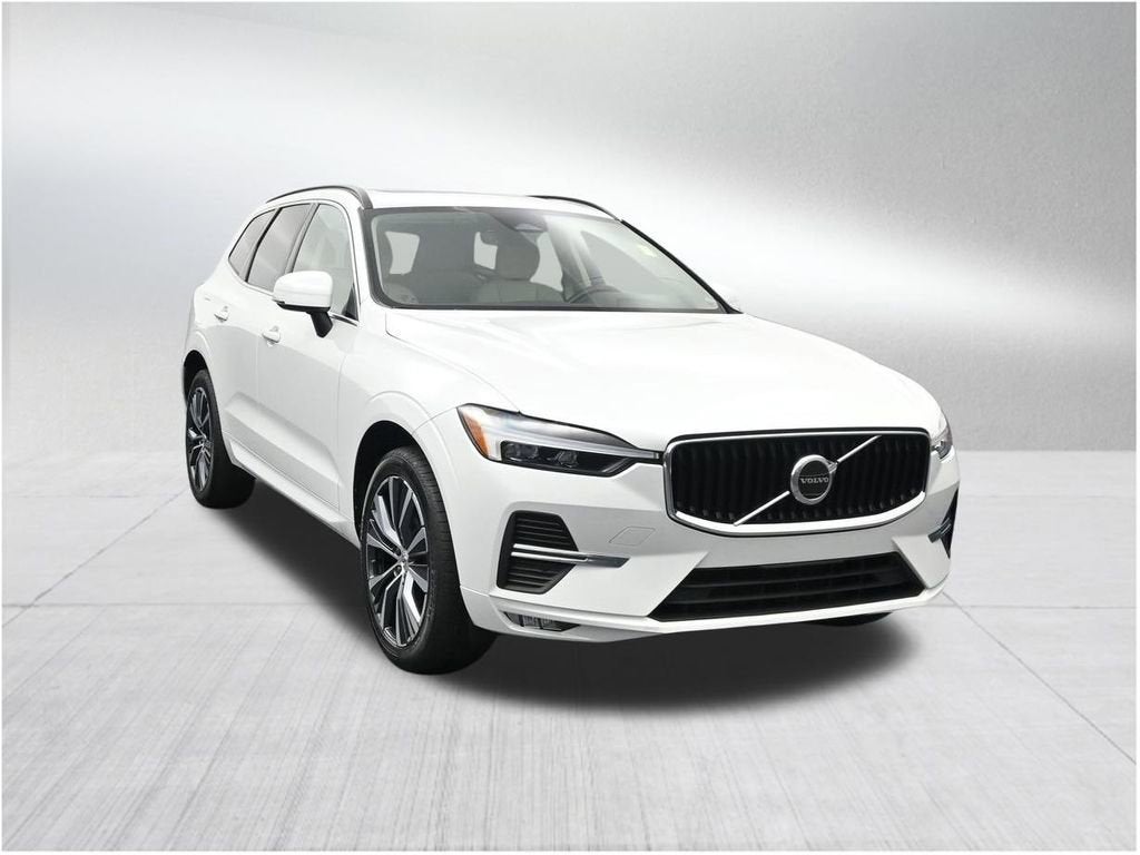2022 Volvo XC60 Momentum