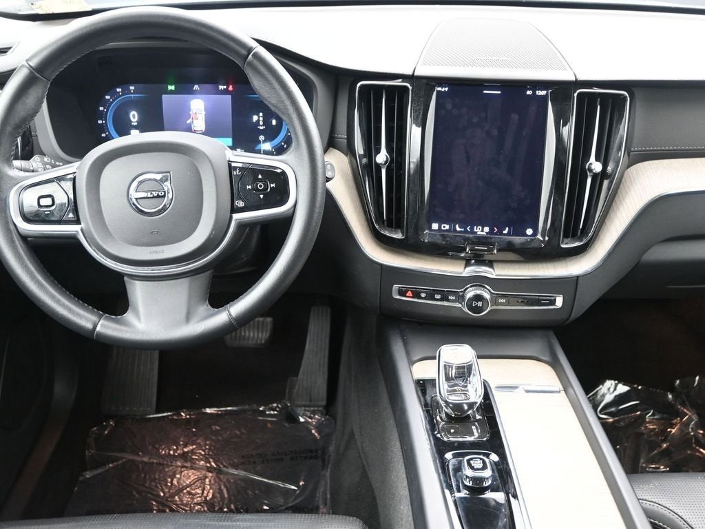 2022 Volvo XC60 Inscription