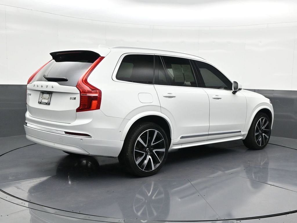 2024 Volvo XC90 Plus Bright Theme