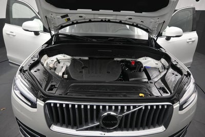 2023 Volvo XC90 Plus