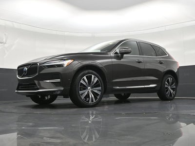 2023 Volvo XC60 Plus Bright Theme