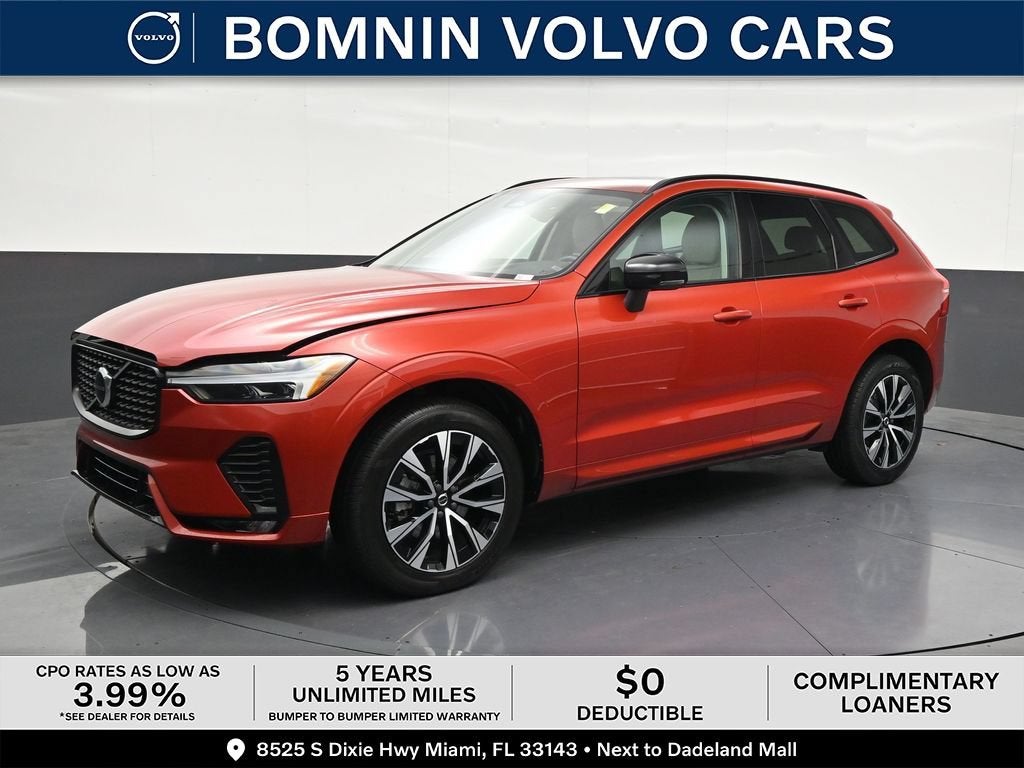 2024 Volvo XC60 B5 Core Dark Theme