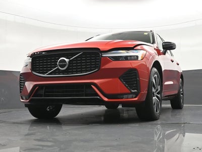 2024 Volvo XC60 B5 Core Dark Theme