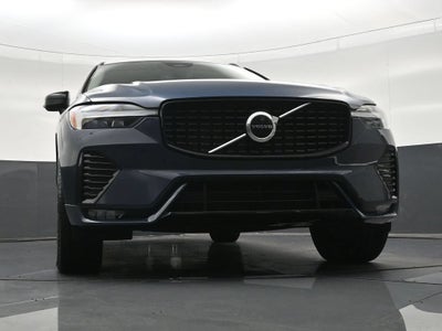 2024 Volvo XC60 Core Dark Theme