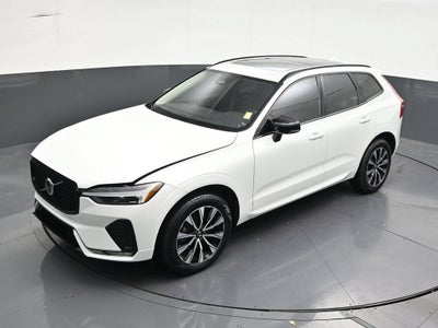 2024 Volvo XC60 B5 Core Dark Theme
