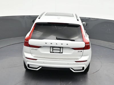 2024 Volvo XC60 B5 Core Dark Theme