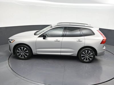 2024 Volvo XC60 B5 Core Dark Theme