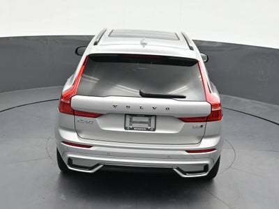 2024 Volvo XC60 B5 Core Dark Theme
