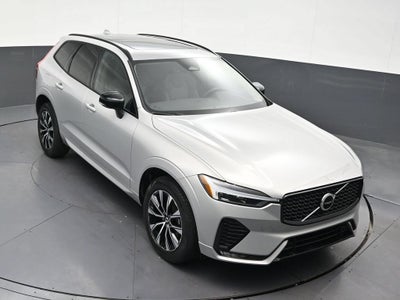 2024 Volvo XC60 B5 Core Dark Theme