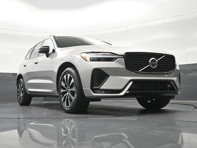 2024 Volvo XC60 B5 Core Dark Theme