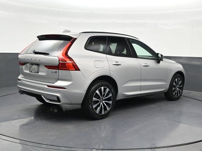 2024 Volvo XC60 B5 Core Dark Theme