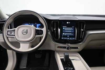 2024 Volvo XC60 B5 Core Dark Theme
