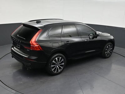 2024 Volvo XC60 B5 Core Dark Theme