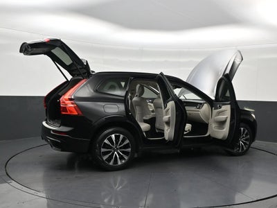 2024 Volvo XC60 B5 Core Dark Theme
