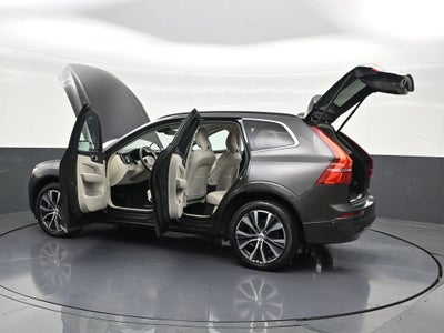 2022 Volvo XC60 Momentum