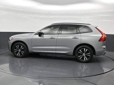 2024 Volvo XC60 Core Dark Theme