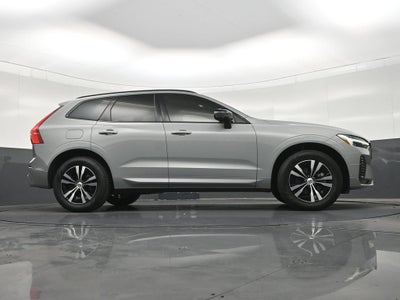 2024 Volvo XC60 Core Dark Theme