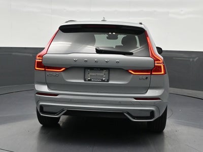 2024 Volvo XC60 Core Dark Theme