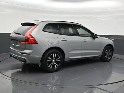 2024 Volvo XC60 Core Dark Theme