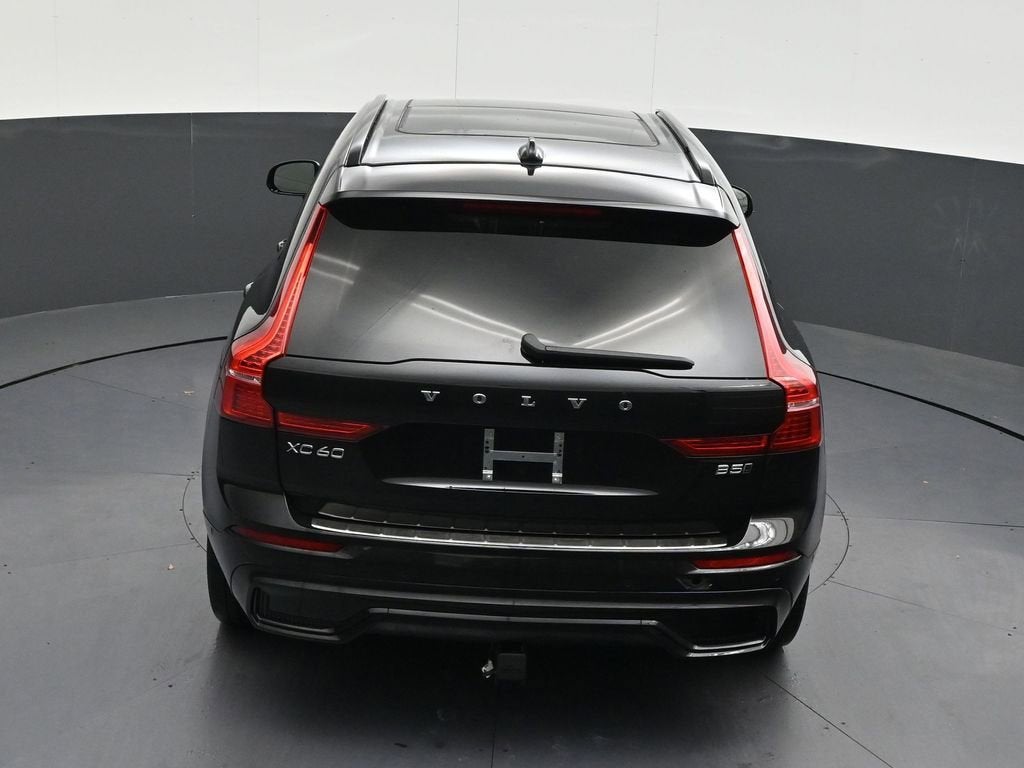 2024 Volvo XC60 B5 Plus Dark Theme