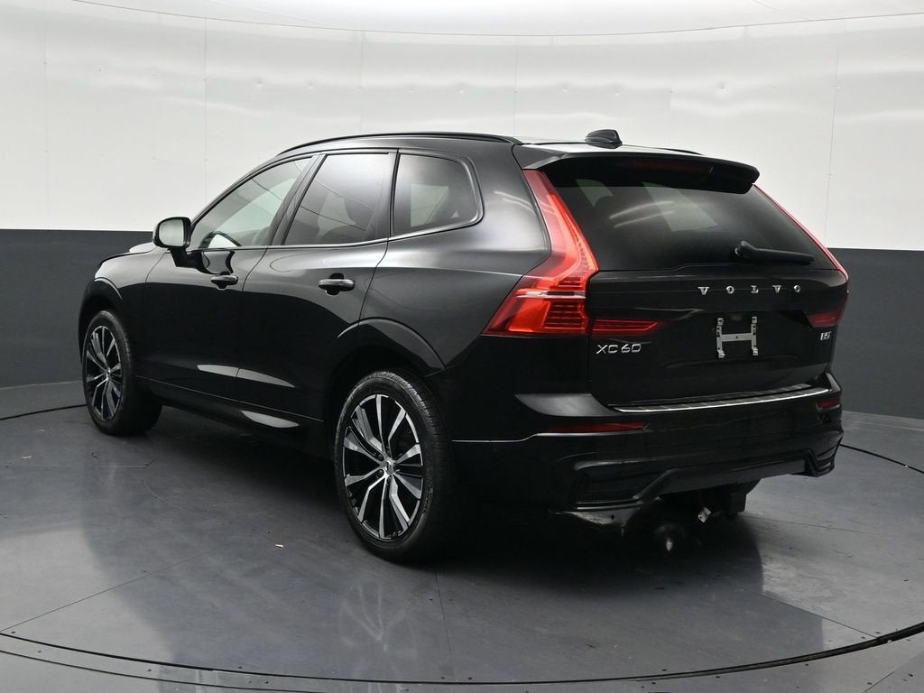 2024 Volvo XC60 B5 Plus Dark Theme