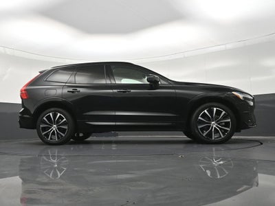 2024 Volvo XC60 Plus Dark Theme