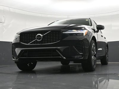 2024 Volvo XC60 Plus Dark Theme