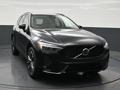 2024 Volvo XC60 Plus Dark Theme