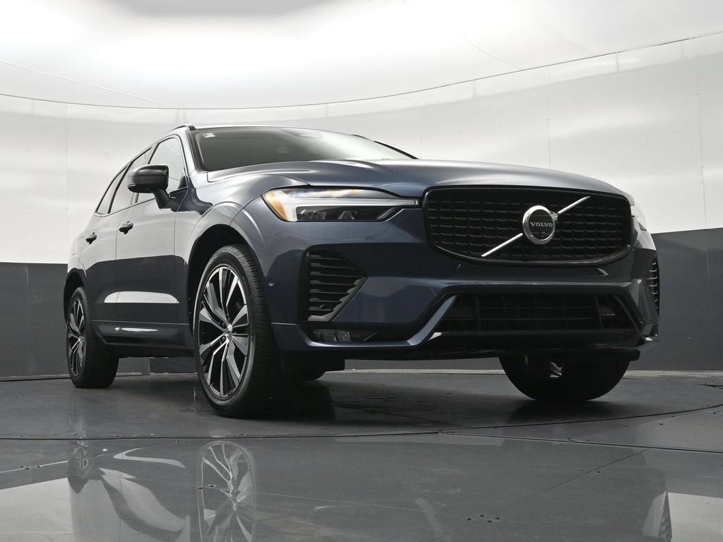 2024 Volvo XC60 B5 Plus Dark Theme