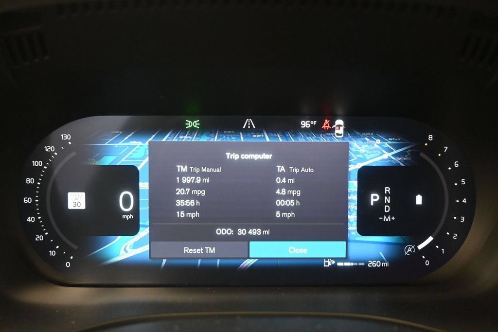 2024 Volvo XC60 Plus Dark Theme