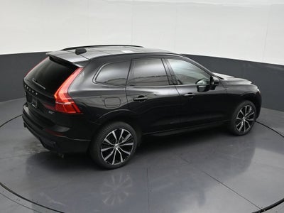 2024 Volvo XC60 Plus Dark Theme