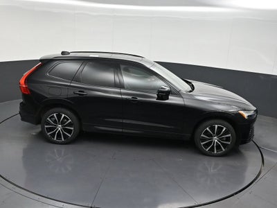 2024 Volvo XC60 Plus Dark Theme