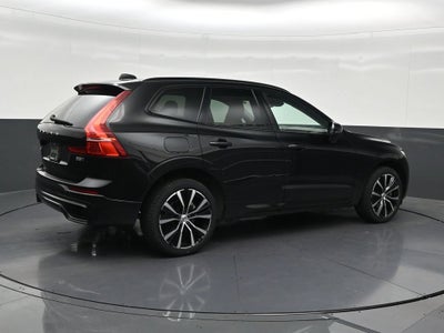 2024 Volvo XC60 Plus Dark Theme