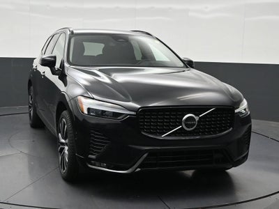 2024 Volvo XC60 Plus Dark Theme