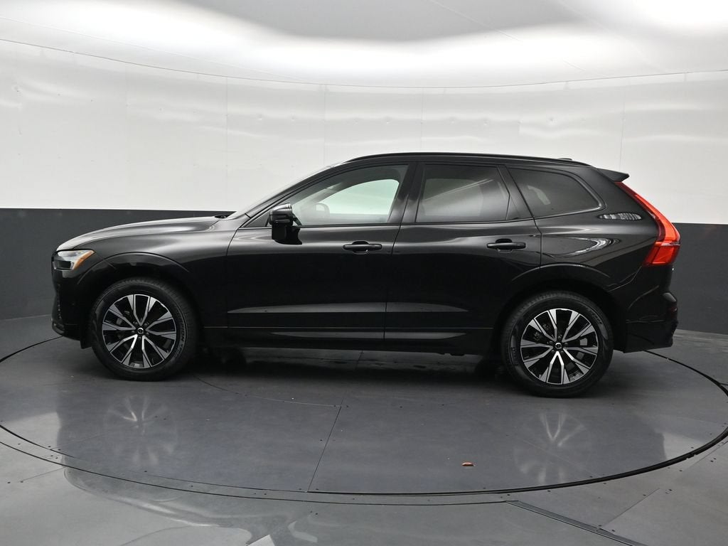 2024 Volvo XC60 Plus Dark Theme