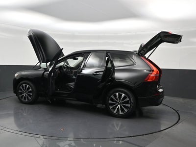 2024 Volvo XC60 Plus Dark Theme