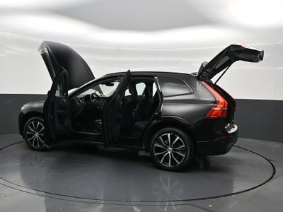 2024 Volvo XC60 B5 Plus Dark Theme