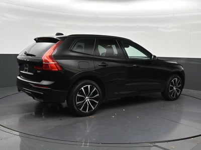 2024 Volvo XC60 B5 Plus Dark Theme