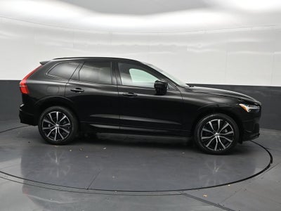 2024 Volvo XC60 B5 Plus Dark Theme