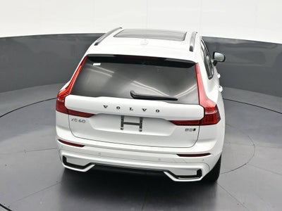 2024 Volvo XC60 Plus Dark Theme