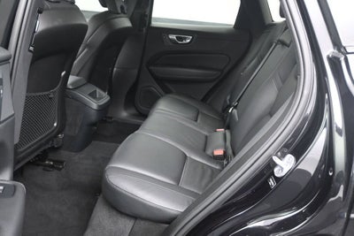 2024 Volvo XC60 Plus Dark Theme