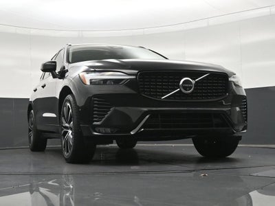 2024 Volvo XC60 Plus Dark Theme