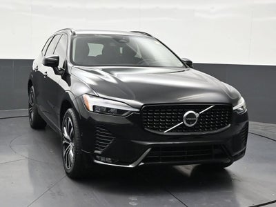 2024 Volvo XC60 Plus Dark Theme
