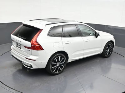 2024 Volvo XC60 B5 Plus Dark Theme