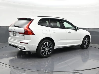 2024 Volvo XC60 B5 Plus Dark Theme
