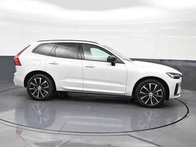 2024 Volvo XC60 B5 Plus Dark Theme