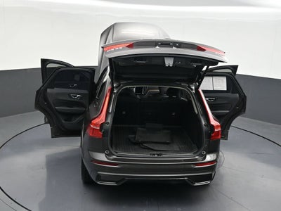 2024 Volvo XC60 Ultimate Dark Theme